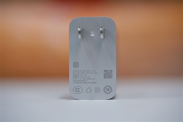 首发自研玄戒O1芯片！小米15S Pro图赏